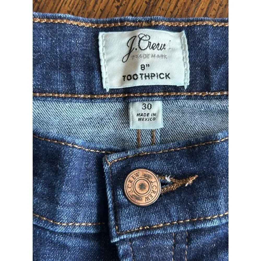 J. Crew 8” Toothpick Jeans Size 30 EUC